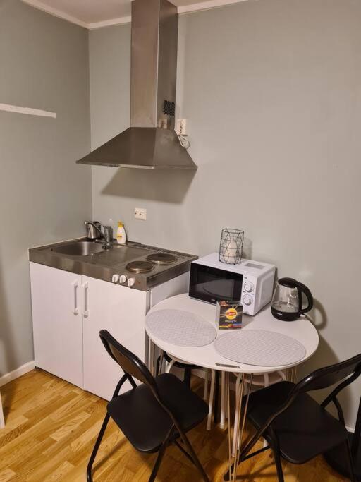 Small Studio Appartment Tromsø Buitenkant foto